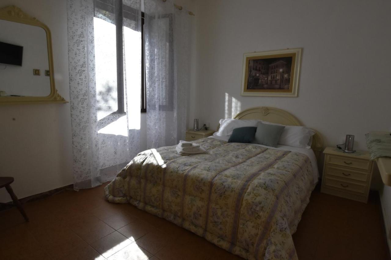 La Casa Di Nonno Apartment Iglesias Exterior photo